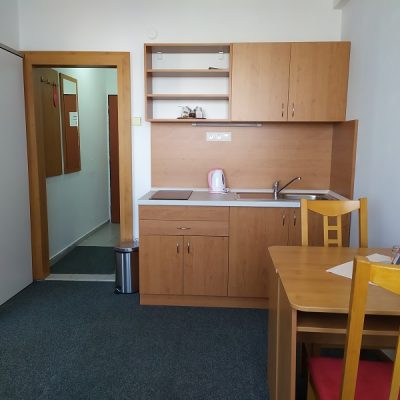 Dvojizbový apartmán - kuchyňa